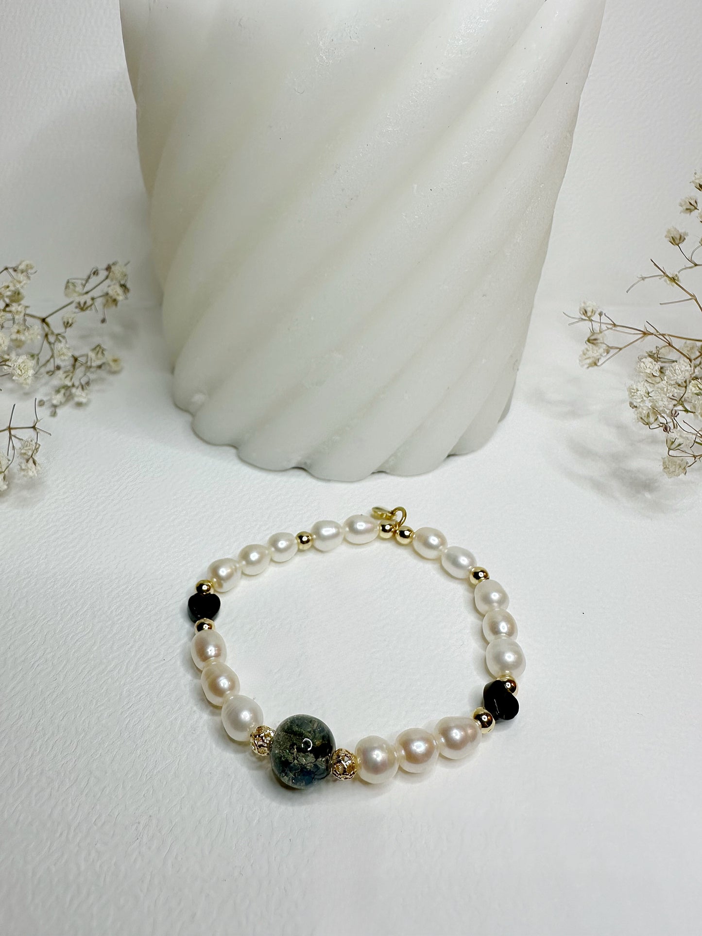 Black Winter Armband